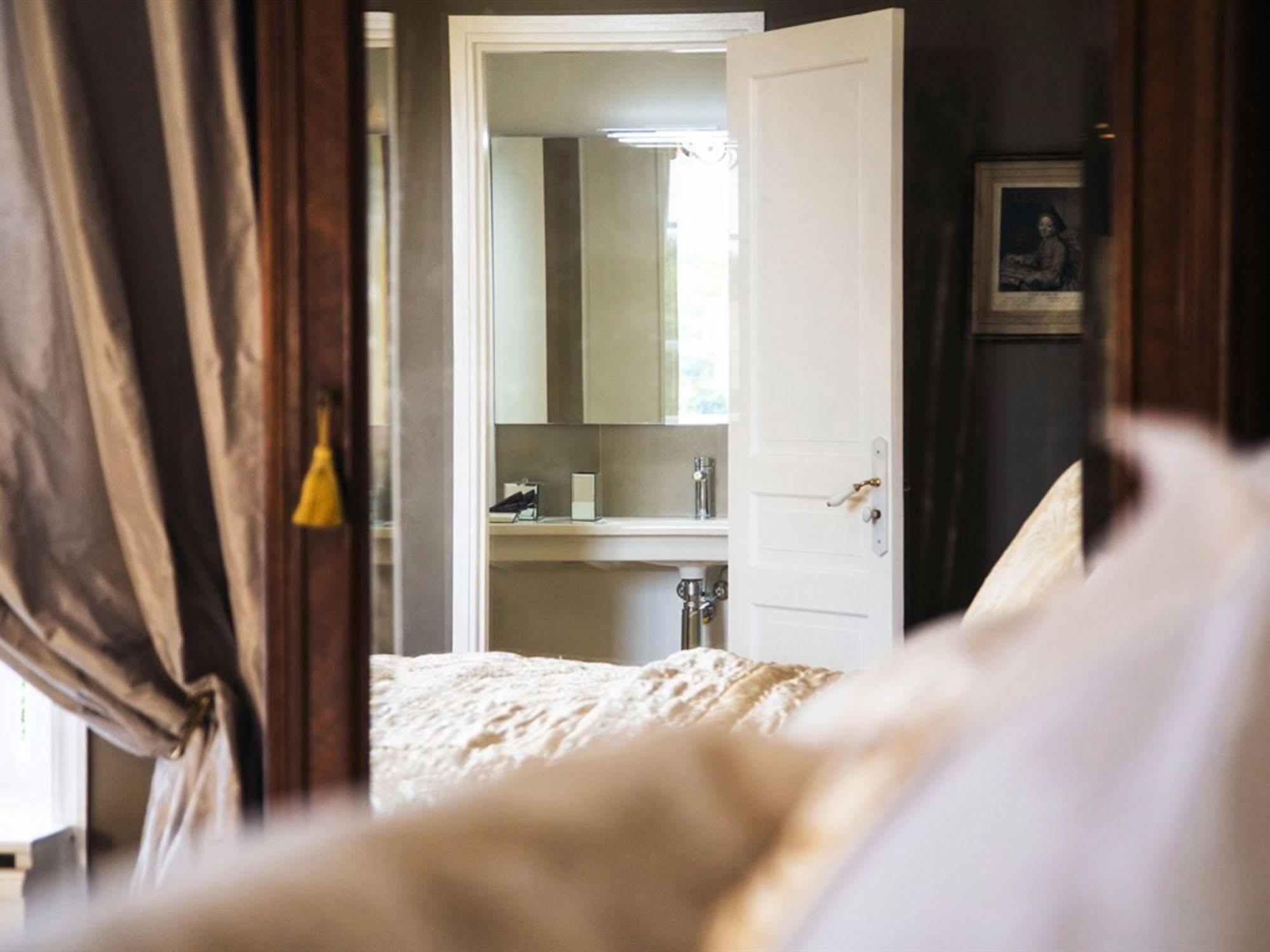 Le Clos Tellier Mareil-Marly Экстерьер фото